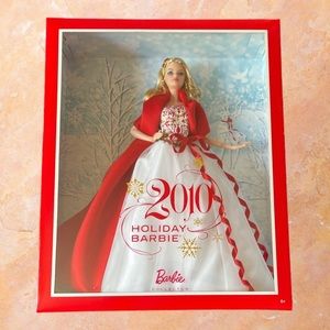 NIB Happy Holiday Special Edition 2010 Barbie